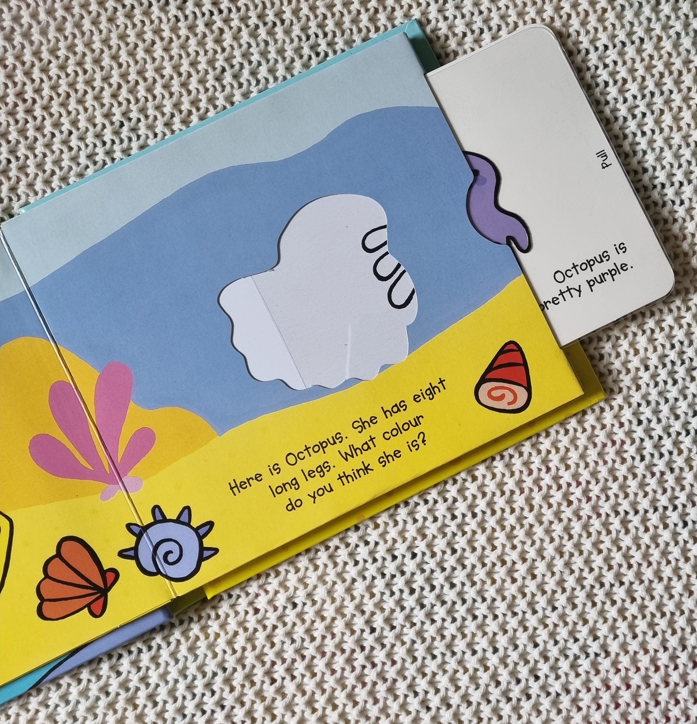 Sea Creatures - Magic Colour Book